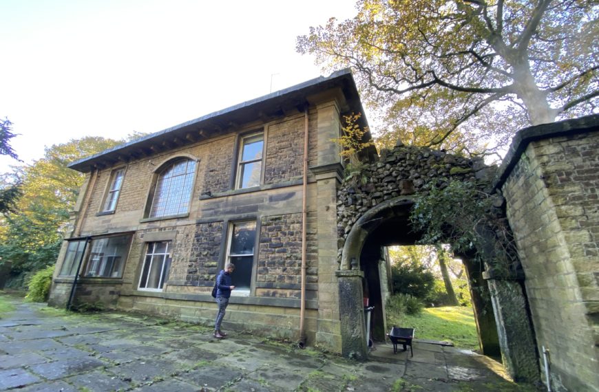 Grade II listed building in Rochdale